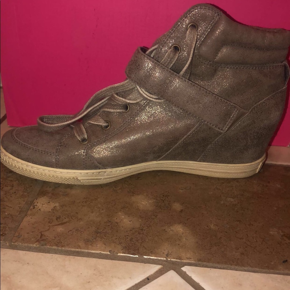 Heeled sneakers!